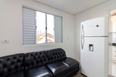 Casa para alugar com 38m², 1 quarto e sem vaga Casa para alugar com 38m², 1 quarto e sem vagaSala e Quarto