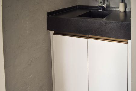 Apartamento para alugar com 38m², 2 quartos e 1 vaga Apartamento para alugar com 38m², 2 quartos e 1 vagaBanheiro