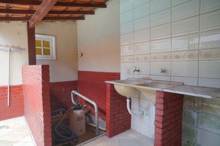 Casa para alugar com 360m², 4 quartos e 5 vagas Casa para alugar com 360m², 4 quartos e 5 vagasÁrea de Serviço