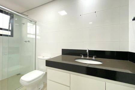 Apartamento à venda com 92m², 3 quartos e 3 vagasBanheiro da Suíte 1