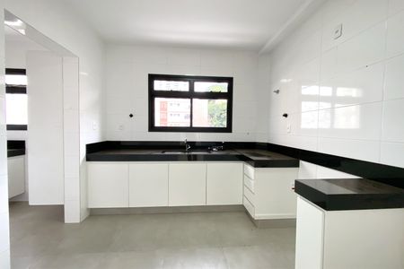 Apartamento à venda com 92m², 3 quartos e 3 vagasCozinha