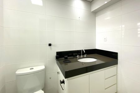 Apartamento à venda com 92m², 3 quartos e 3 vagasBanheiro da Suíte 2