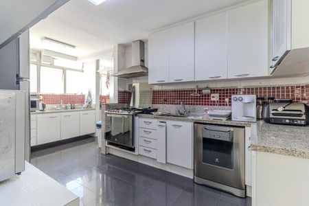 Apartamento à venda com 200m², 3 quartos e 3 vagas Apartamento à venda com 200m², 3 quartos e 3 vagasCozinha