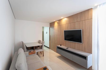 Sala de apartamento para alugar com 2 quartos, 55m² em Castelo, Belo Horizonte