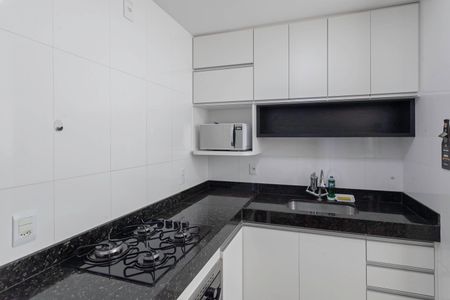 Apartamento para alugar com 55m², 2 quartos e 1 vaga Apartamento para alugar com 55m², 2 quartos e 1 vagaCozinha e Área de Serviço