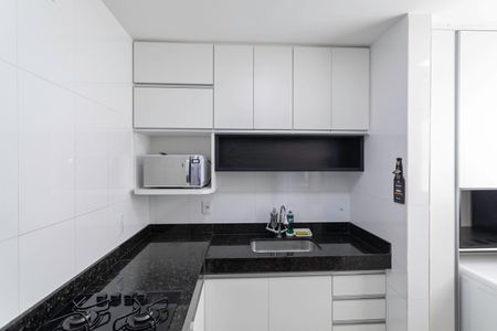 Apartamento para alugar com 55m², 2 quartos e 1 vaga Apartamento para alugar com 55m², 2 quartos e 1 vagaCozinha e Área de Serviço