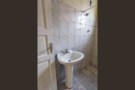 Casa à venda com 90m², 2 quartos e sem vagaBanheiro 