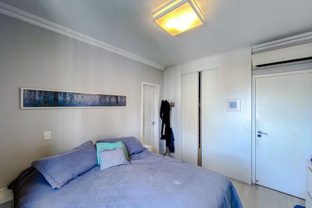 Apartamento à venda com 117m², 3 quartos e 2 vagasQuarto 3 - Suíte