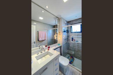 Apartamento à venda com 117m², 3 quartos e 2 vagasBanheiro