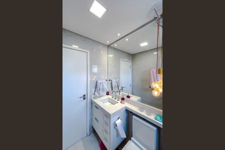 Apartamento à venda com 117m², 3 quartos e 2 vagasBanheiro