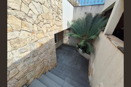 Casa à venda com 495m², 3 quartos e 4 vagas Casa à venda com 495m², 3 quartos e 4 vagasAcesso Quintal