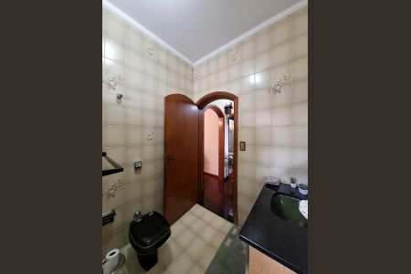Casa à venda com 495m², 3 quartos e 4 vagas Casa à venda com 495m², 3 quartos e 4 vagasBanheiro