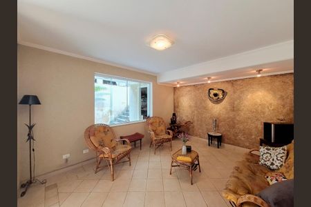 Casa à venda com 495m², 3 quartos e 4 vagas Casa à venda com 495m², 3 quartos e 4 vagasSala 2