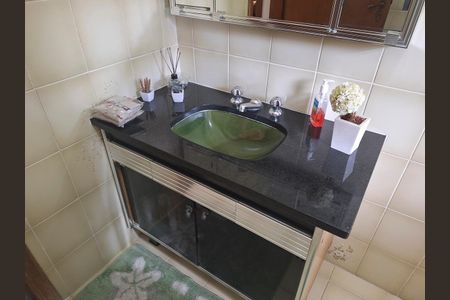 Casa à venda com 495m², 3 quartos e 4 vagas Casa à venda com 495m², 3 quartos e 4 vagasBanheiro