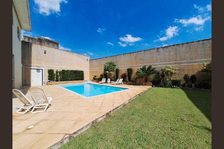 Casa à venda com 495m², 3 quartos e 4 vagas Casa à venda com 495m², 3 quartos e 4 vagasPiscina