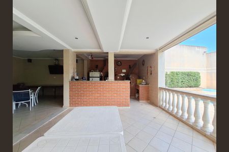 Casa à venda com 495m², 3 quartos e 4 vagas Casa à venda com 495m², 3 quartos e 4 vagasChurrasqueira
