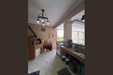 Casa à venda com 495m², 3 quartos e 4 vagas Casa à venda com 495m², 3 quartos e 4 vagasChurrasqueira