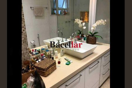 Apartamento à venda com 3 quartos, 144m² em Grajaú, Rio de Janeiro