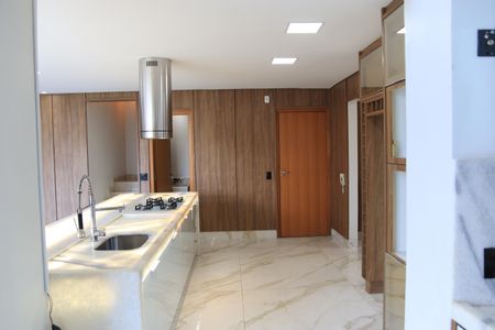 Apartamento para alugar com 186m², 3 quartos e 3 vagasCozinha