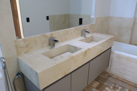 Apartamento para alugar com 186m², 3 quartos e 3 vagasBanheiro da Suíte 3