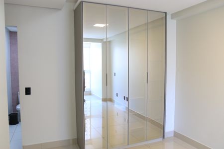 Apartamento para alugar com 186m², 3 quartos e 3 vagasSuíte 01