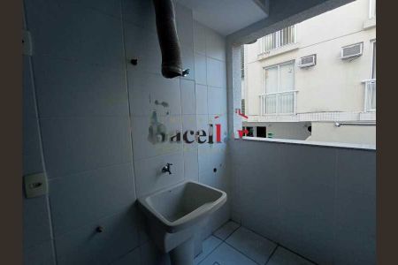 Apartamento à venda com 75m², 3 quartos e 1 vaga