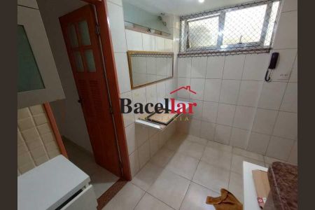Apartamento à venda com 2 quartos, 77m² em Grajaú, Rio de Janeiro