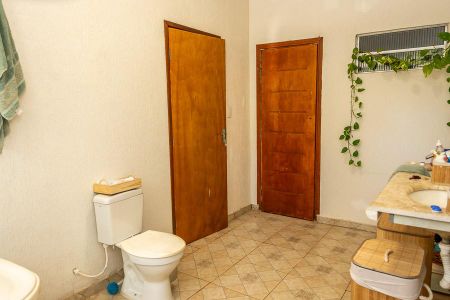 Casa para alugar com 4m², 3 quartos e 5 vagasBanheiro Suíte 3