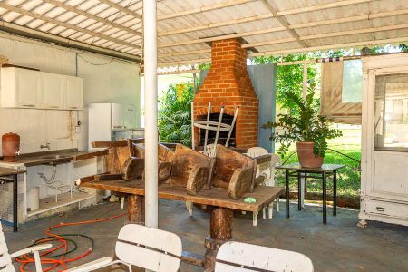 Casa para alugar com 4m², 3 quartos e 5 vagasQuiosque com churrasqueira