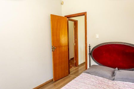 Casa para alugar com 4m², 3 quartos e 5 vagasSuíte 1