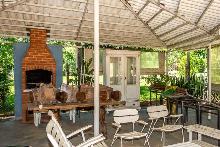 Casa para alugar com 4m², 3 quartos e 5 vagasQuiosque com churrasqueira