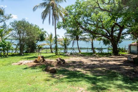 Casa para alugar com 4m², 3 quartos e 5 vagasVista Sala