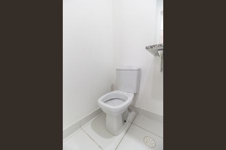 Apartamento à venda com 57m², 2 quartos e 1 vaga Apartamento à venda com 57m², 2 quartos e 1 vagaBanheiro 2