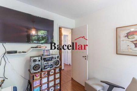 Apartamento à venda com 81m², 3 quartos e 1 vaga