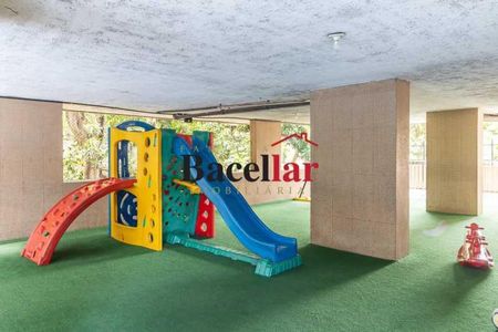 Apartamento à venda com 81m², 3 quartos e 1 vaga