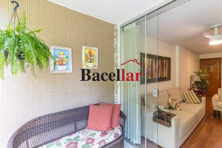 Apartamento à venda com 81m², 3 quartos e 1 vaga