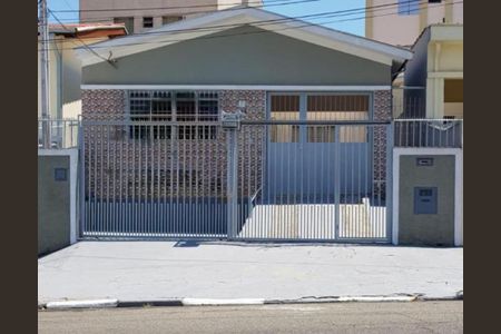 Casa à venda com 135m², 4 quartos e 2 vagas Casa à venda com 135m², 4 quartos e 2 vagasFoto 01