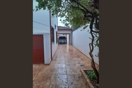 Casa à venda com 278m², 5 quartos e 6 vagas Casa à venda com 278m², 5 quartos e 6 vagasFoto 07