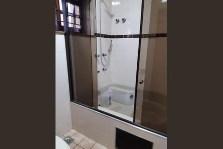 Casa à venda com 278m², 5 quartos e 6 vagas Casa à venda com 278m², 5 quartos e 6 vagasFoto 18