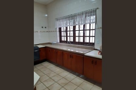 Casa à venda com 278m², 5 quartos e 6 vagas Casa à venda com 278m², 5 quartos e 6 vagasFoto 14