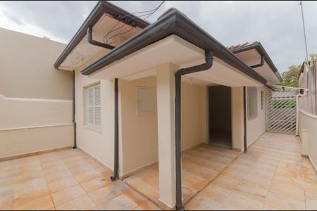 Casa para alugar com 60m², 1 quarto e sem vaga Casa para alugar com 60m², 1 quarto e sem vagaQuintal