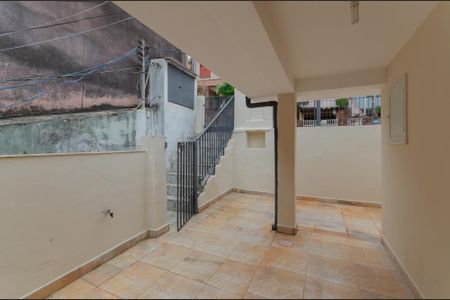 Casa para alugar com 60m², 1 quarto e sem vaga Casa para alugar com 60m², 1 quarto e sem vagaQuintal