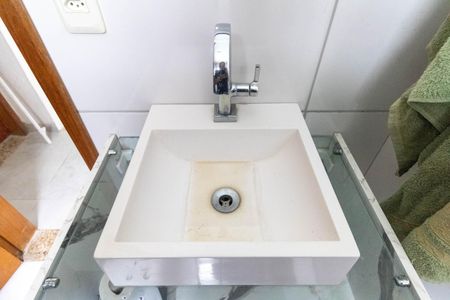 Casa para alugar com 211m², 3 quartos e 2 vagasBanheiro 