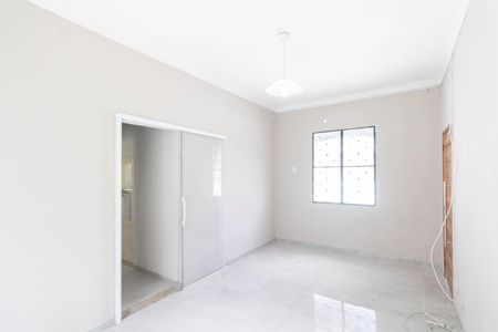Casa para alugar com 211m², 3 quartos e 2 vagasSala