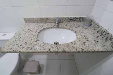 Apartamento para alugar com 70m², 2 quartos e 2 vagasBanheiro Suíte 