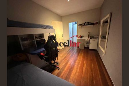 Casa à venda com 4 quartos, 269m² em Gardênia Azul, Rio de Janeiro