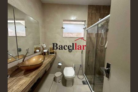 Casa à venda com 4 quartos, 269m² em Gardênia Azul, Rio de Janeiro