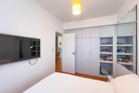 Quarto 1 de apartamento à venda com 2 quartos, 57m² em Vila Monumento, São Paulo
