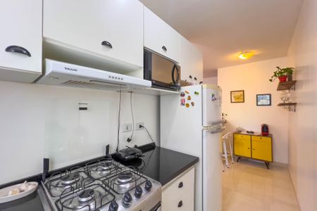 Apartamento à venda com 57m², 2 quartos e 1 vagaCozinha e área de serviço 
