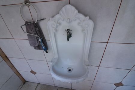 Casa à venda com 259m², 3 quartos e 6 vagasBanheiro de serviço